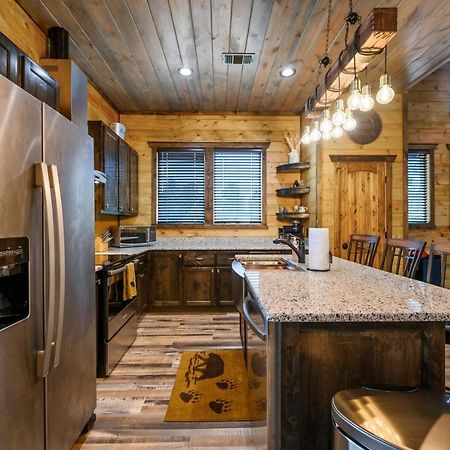 The Adirondack Honeymoon Hot Tub Soaking Tub Wood Burning Fireplace Stephens Gap Exterior foto