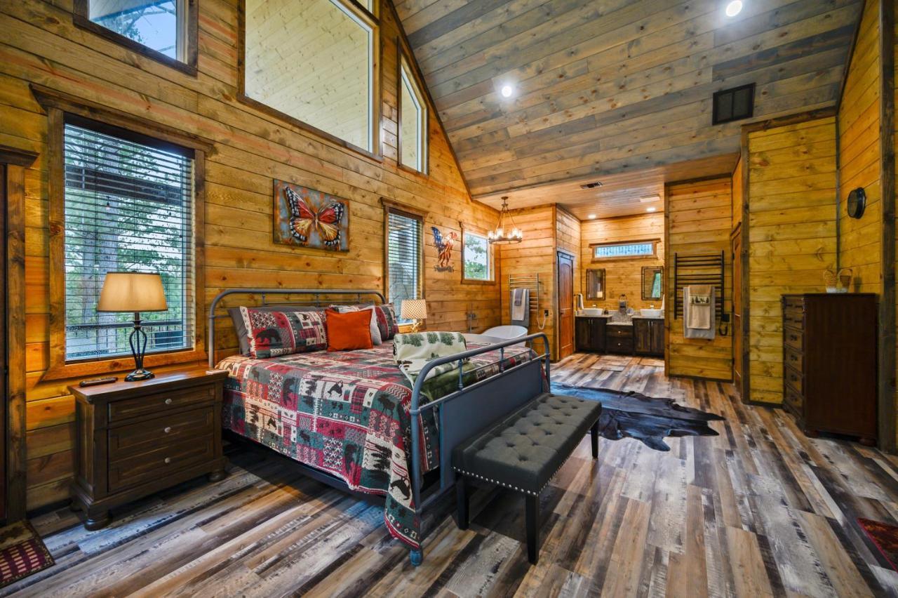 The Adirondack Honeymoon Hot Tub Soaking Tub Wood Burning Fireplace Stephens Gap Exterior foto